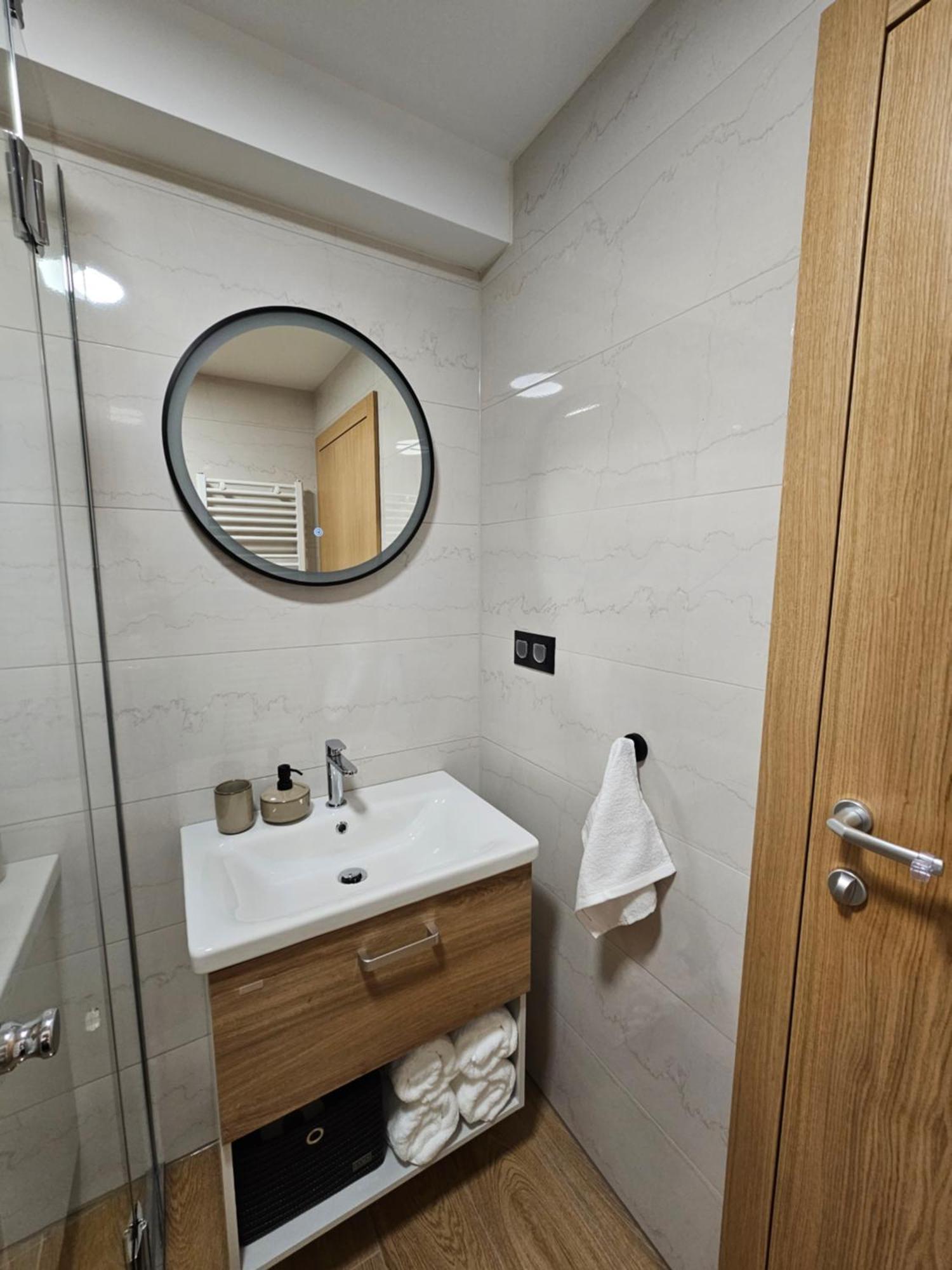 Apartman Marin ลิฟโน ภายนอก รูปภาพ